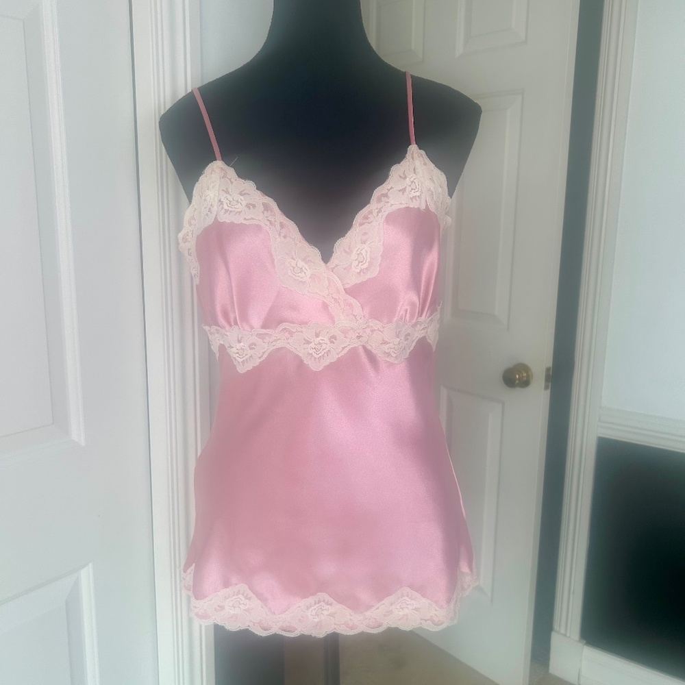 XXI Pink Satin and Ivory Lace Trimmed Tank Top Size L